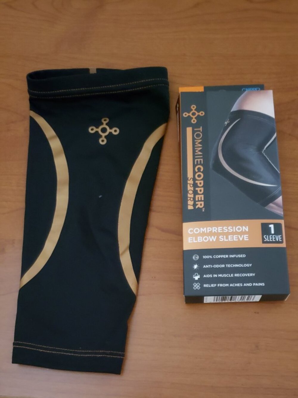 Tommie Copper Sport Compression Elbow Sleeve - Size Large/X-Large